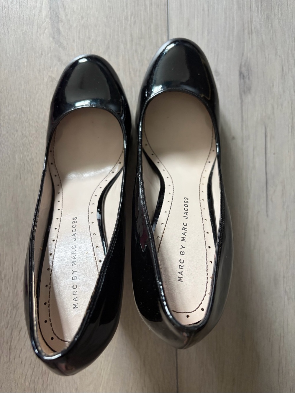 Marc by Marc Jacobs Black Patent Leather Round-Toe High Heels